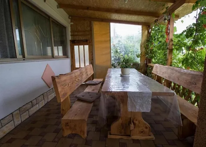 Apartment Zeljka Mundanije