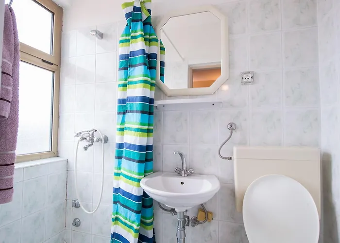Zeljka Apartment Mundanije
